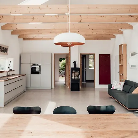 Atelierhaus Alte Schule Ferienhaus Klein Vielen